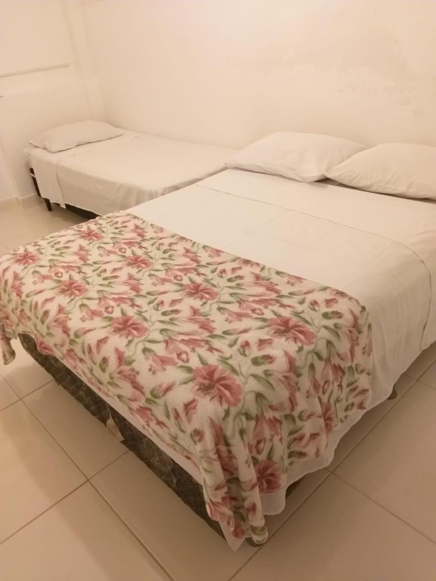 فندق Cariboni غوارويا المظهر الخارجي الصورة